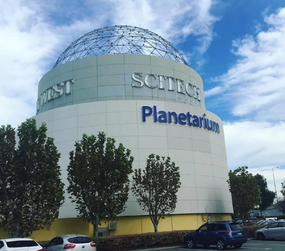 A Scientific Wonderland for Kids