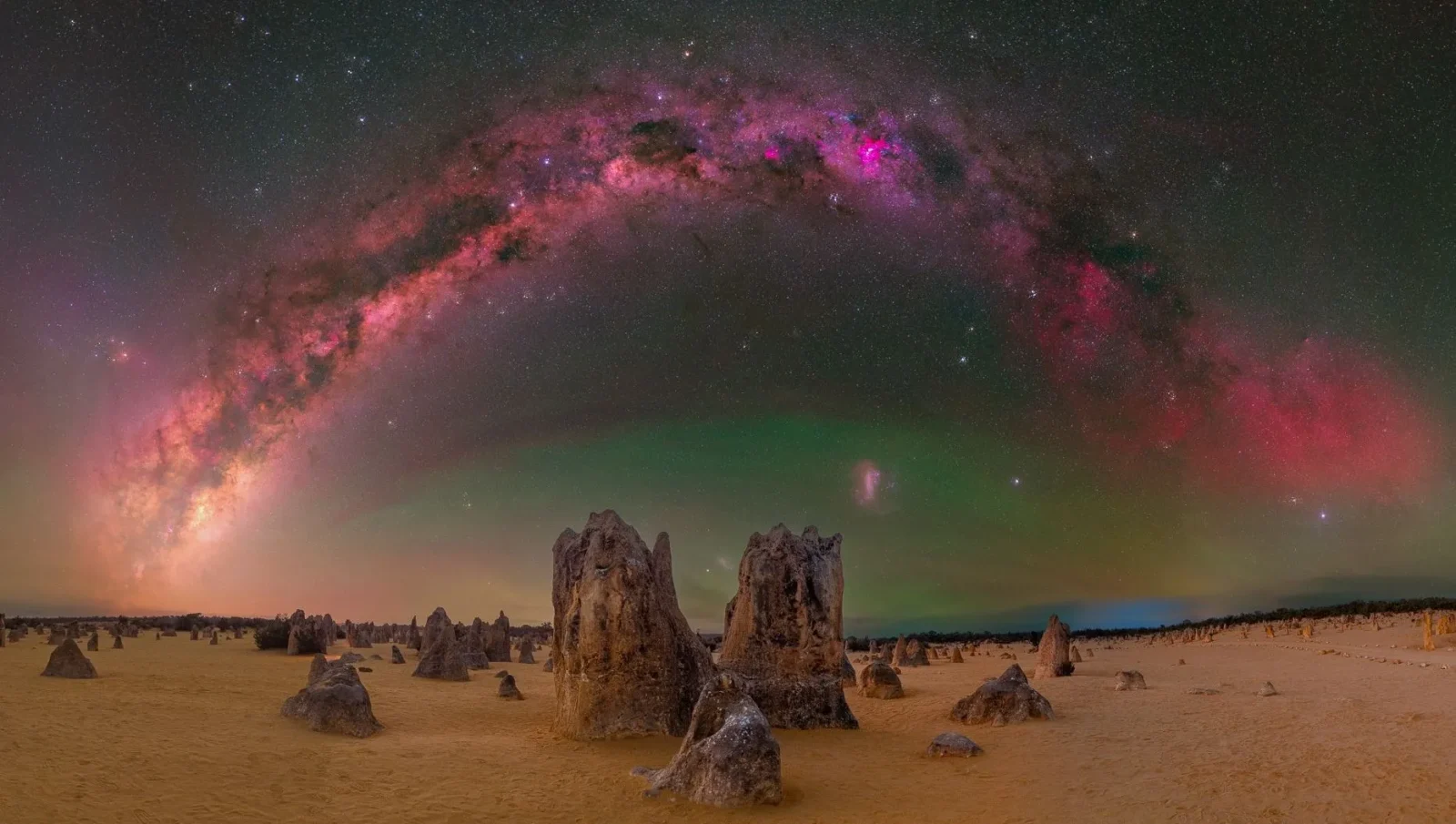 Milky Way over the Australian Pinnacles